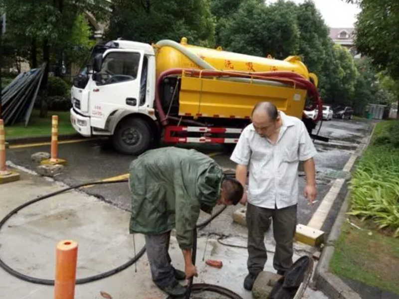 哈尔滨、平房开发区、专业清掏化粪池、生化池、污水井