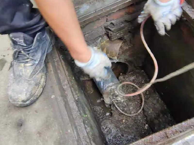 哈尔滨管道疏通-化粪池清掏排污-人工清掏-改造